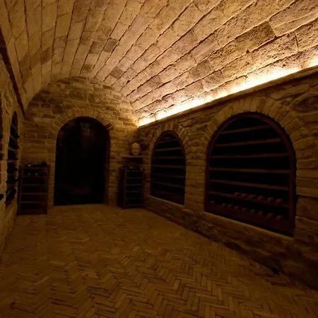 Pietra Antica Séjour à la ferme Ripatransone